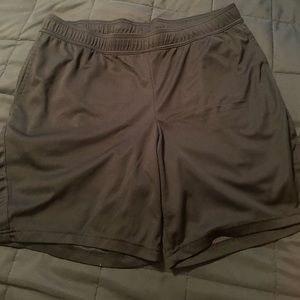 Men’s 7in inseam athletic shorts in Navy blue